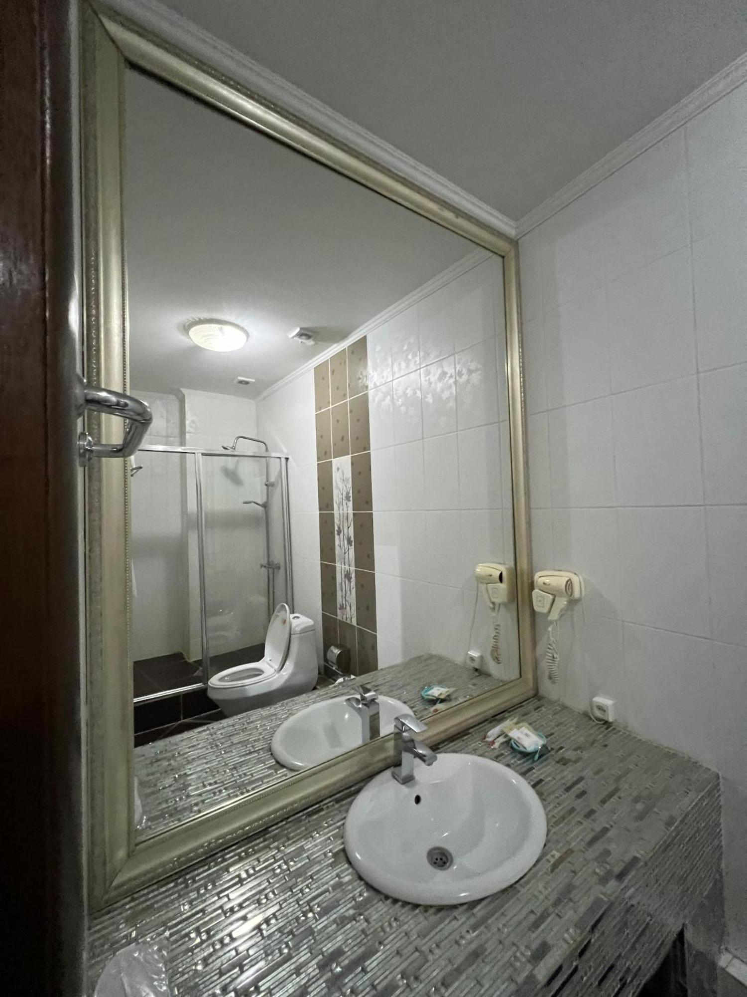 Sary Arka Hotel Shymkent Room photo