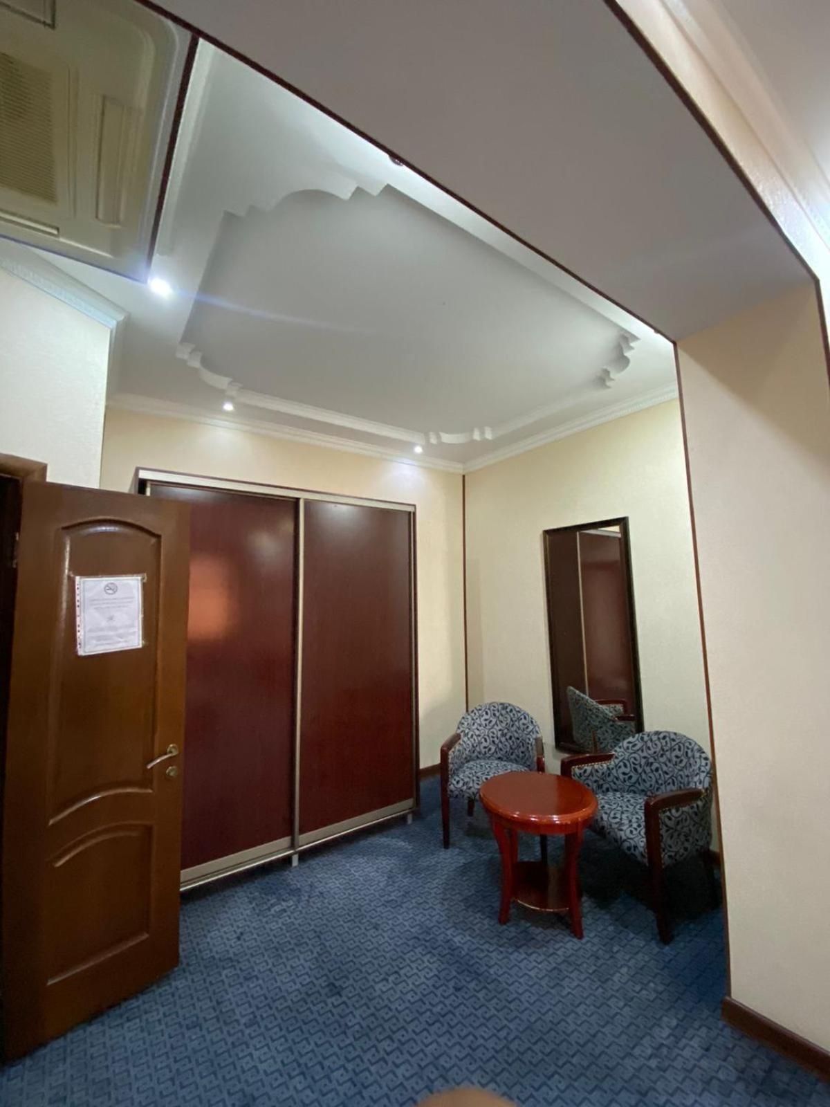 Sary Arka Hotel Shymkent Exterior photo